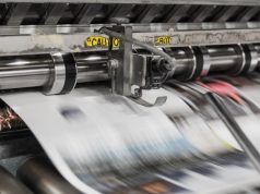Pakistani Newspapers Fight for Survival as Sales Plunge