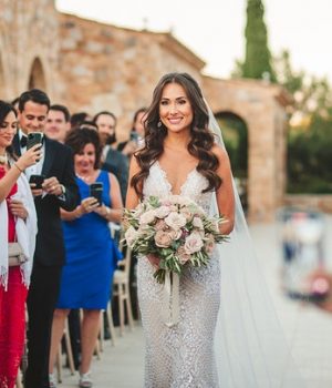 Wedding mishap: Bride stops entire ceremony when she forgets part of her wedding dress