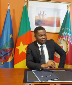 Le PCR de Foligar Lang dévoile son “Gouvernement fantôme”, proposant une nouvelle capitale fédérale pour un Cameroun inclusif